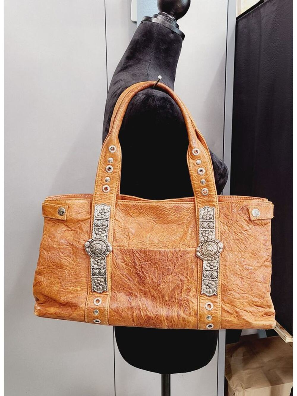 Vintage 90's Viva Bags of California Rugged Caramel Leather Western Satchel